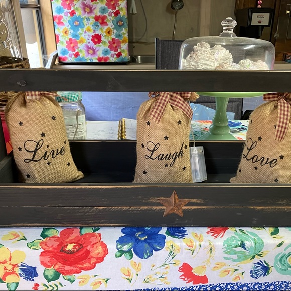 ? Other - Primitive Decor